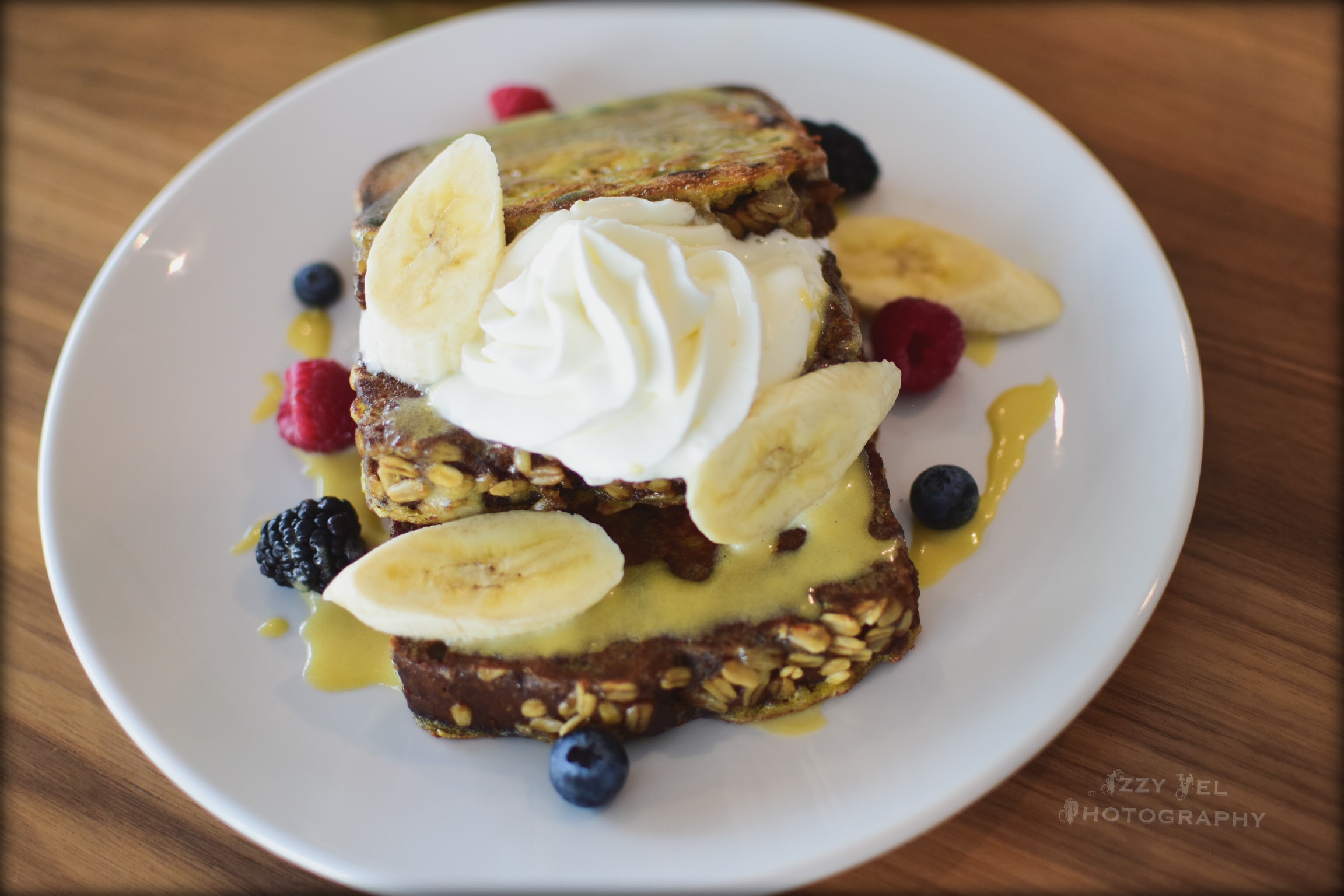 Embassy Suites - The 1887 Social House 