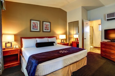 $49 Las Vegas, NV Vacation Package for 4