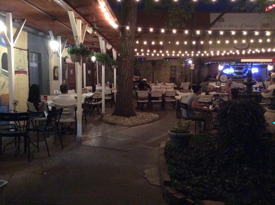 Napoli's Italian Restaurant 