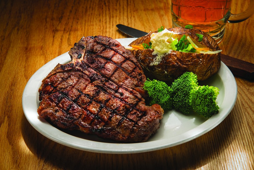 Harris Ranch Inn & Restaurant