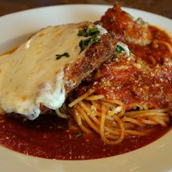 Mikes Pizzeria Lounge