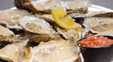 O'Quigleys Seafood Steamer & Oyster Bar