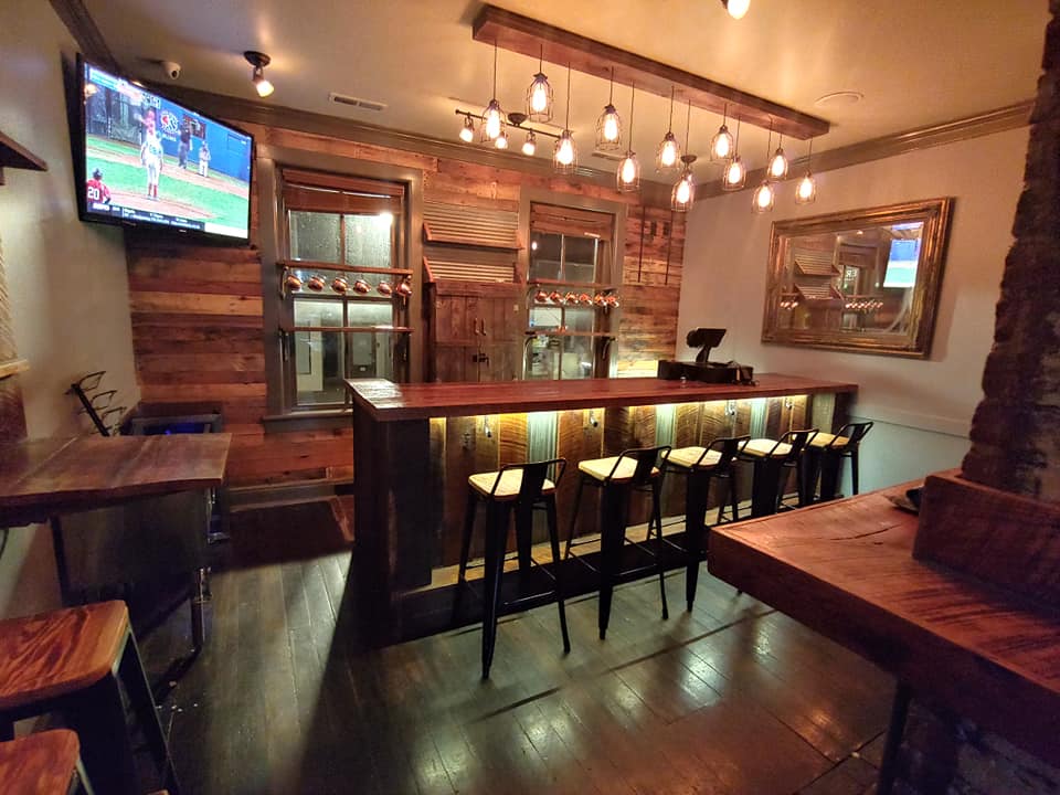 Southern Deli & Tavern