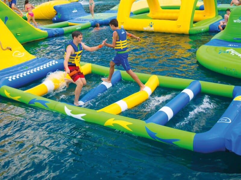 Land of Illusion - Aqua Adventures