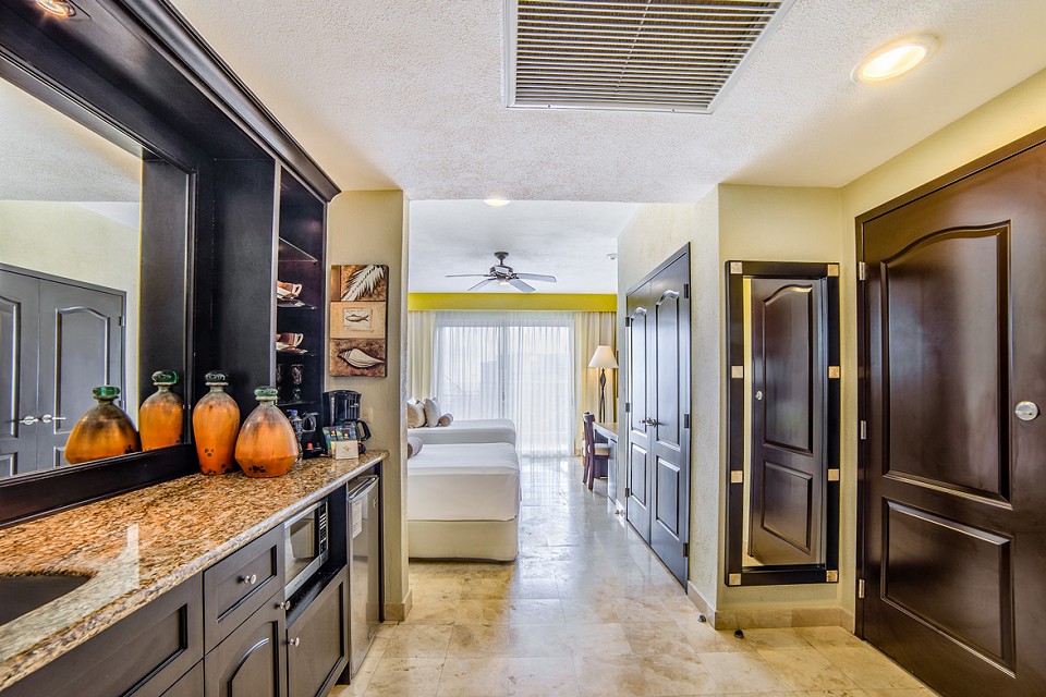 CANCUN, MEXICO - 5 STARS