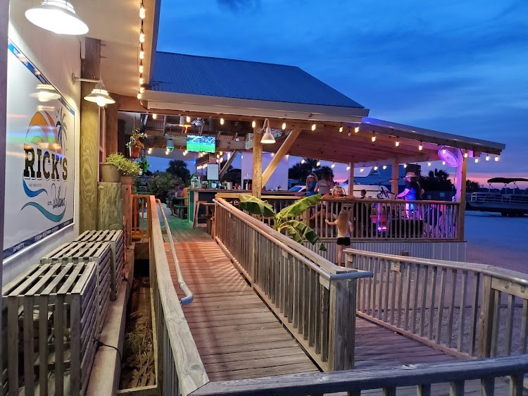 Rick's On The Island