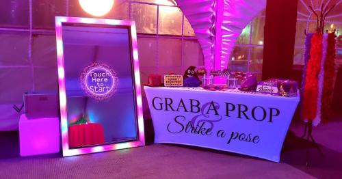 Specialty Photo-Booth Rental & Consultation