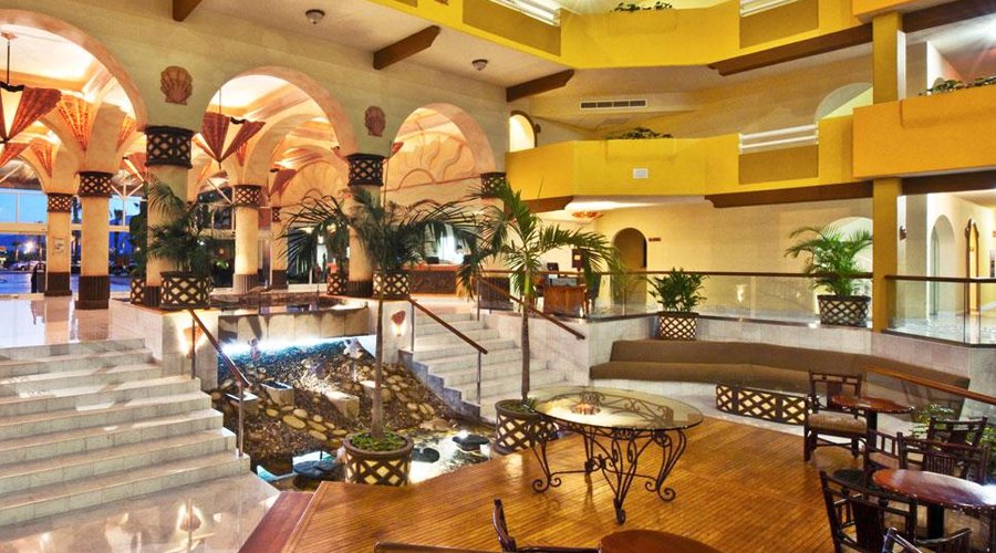Cabo San Lucas - 5-STAR RESORT