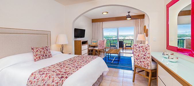 Cabo San Lucas - 5-STAR RESORT