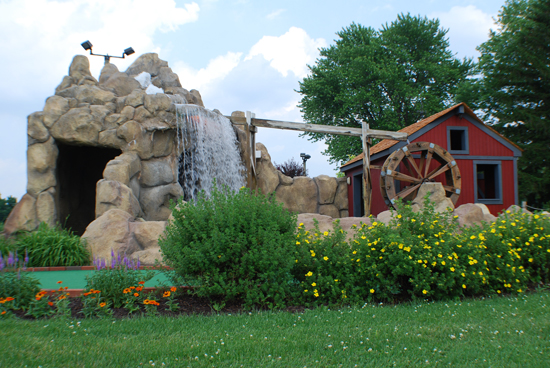 Two T's Family Entertainment Center