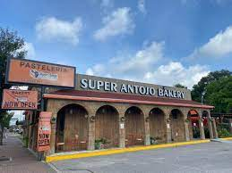 Super Antojo Bakery