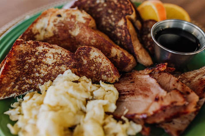 Girasol Cafe & Bakery