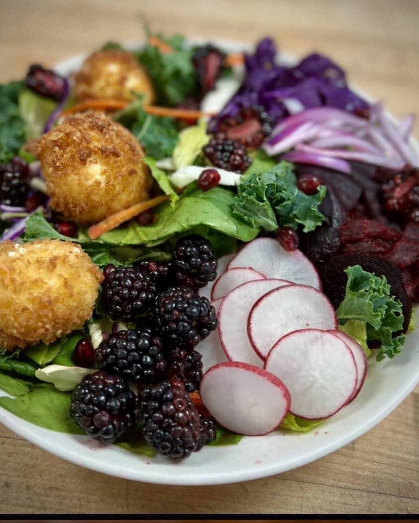 Girasol Cafe & Bakery