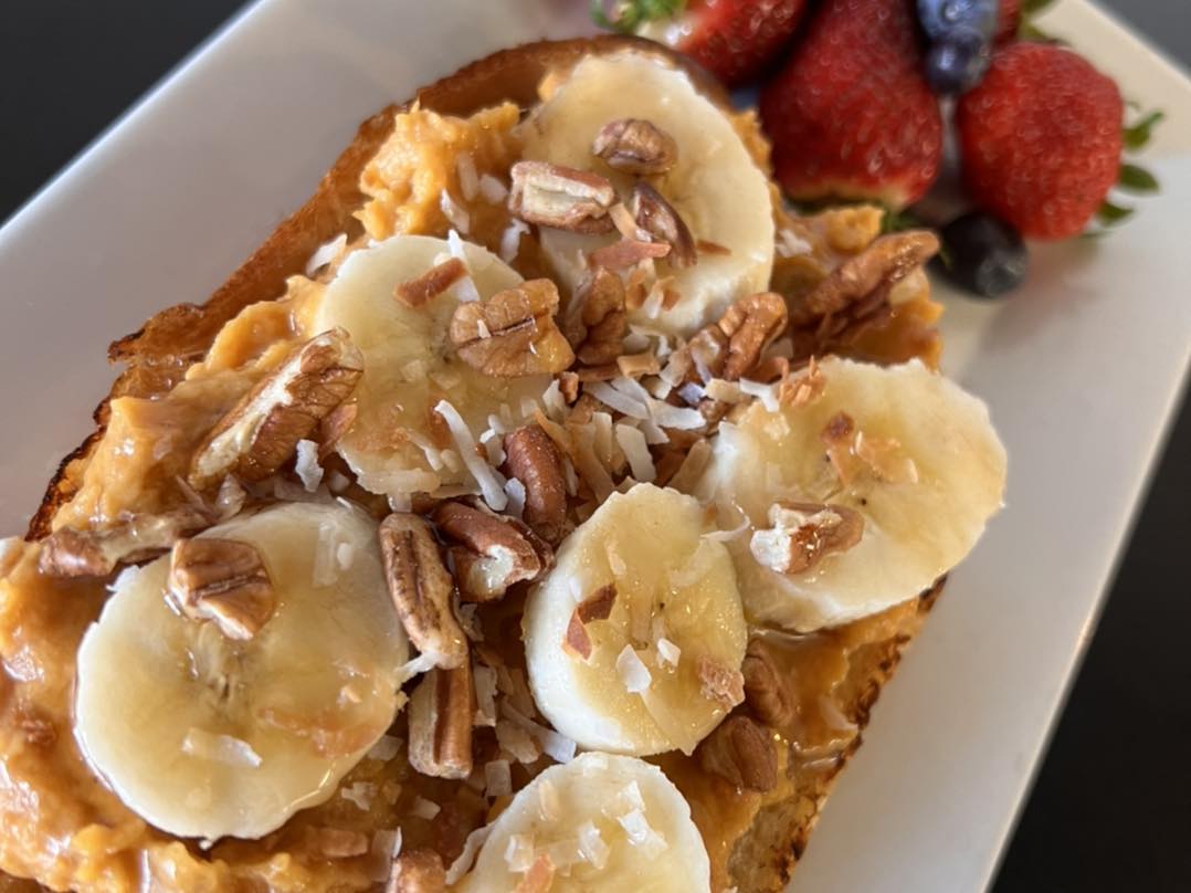 Girasol Cafe & Bakery