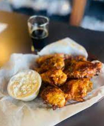 Ethereal Slice House / Cornerstone Tap Room 