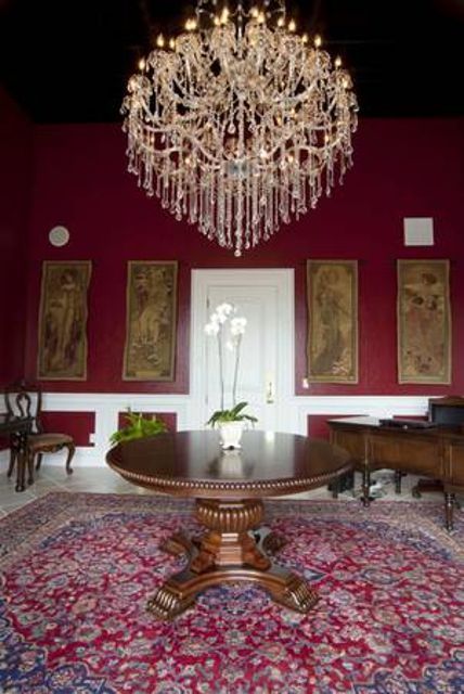 Royal Oak Salon & Spa 