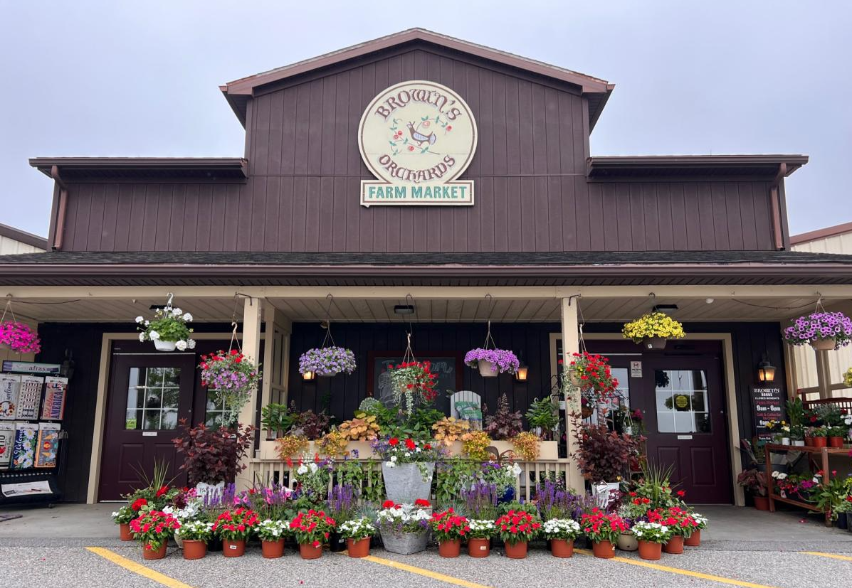 Brown's Orchards & Farm Market