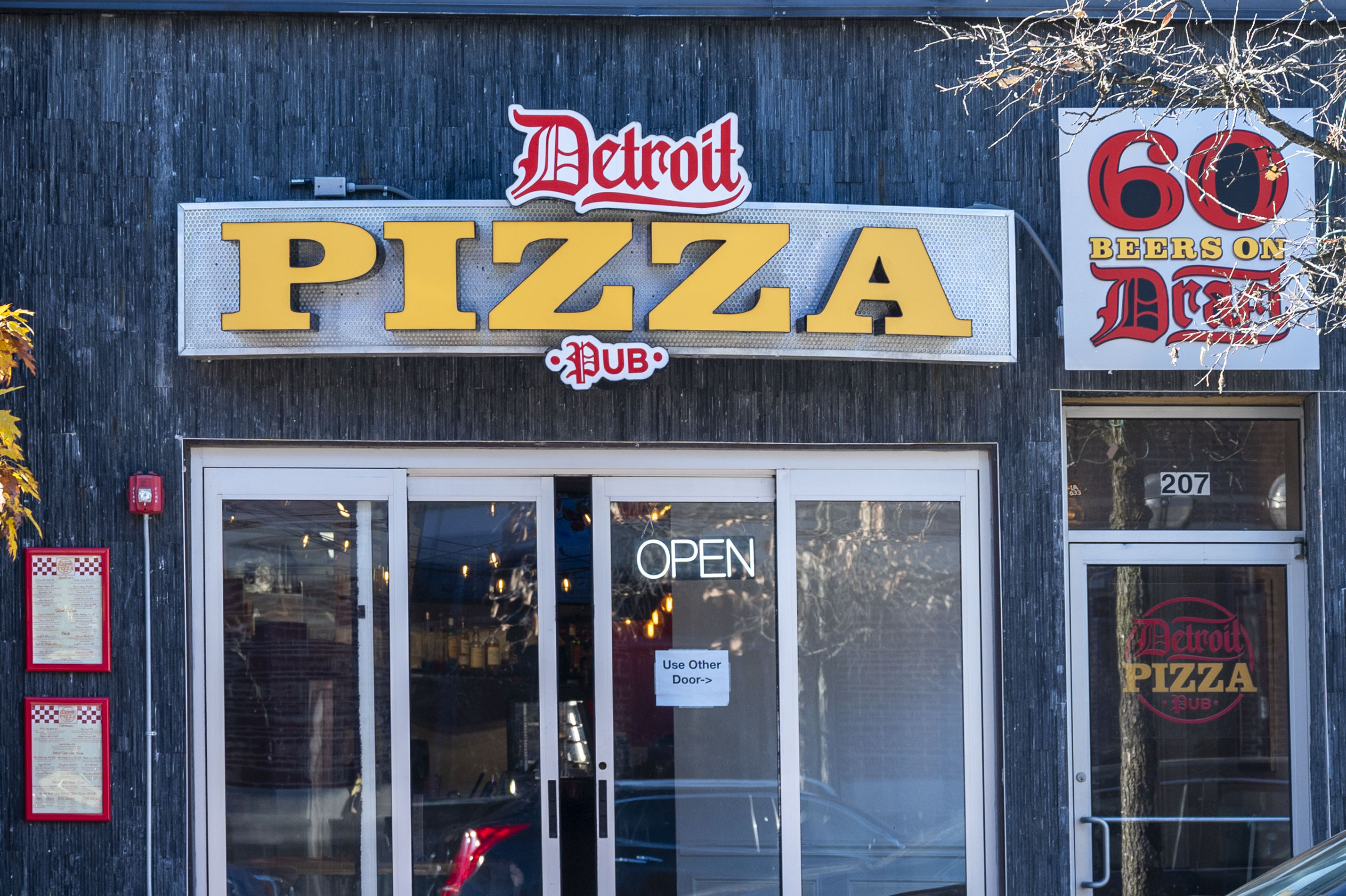 Detroit Pizza Pub