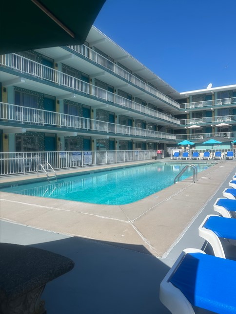 Royal Canadian Motel - Wildwood