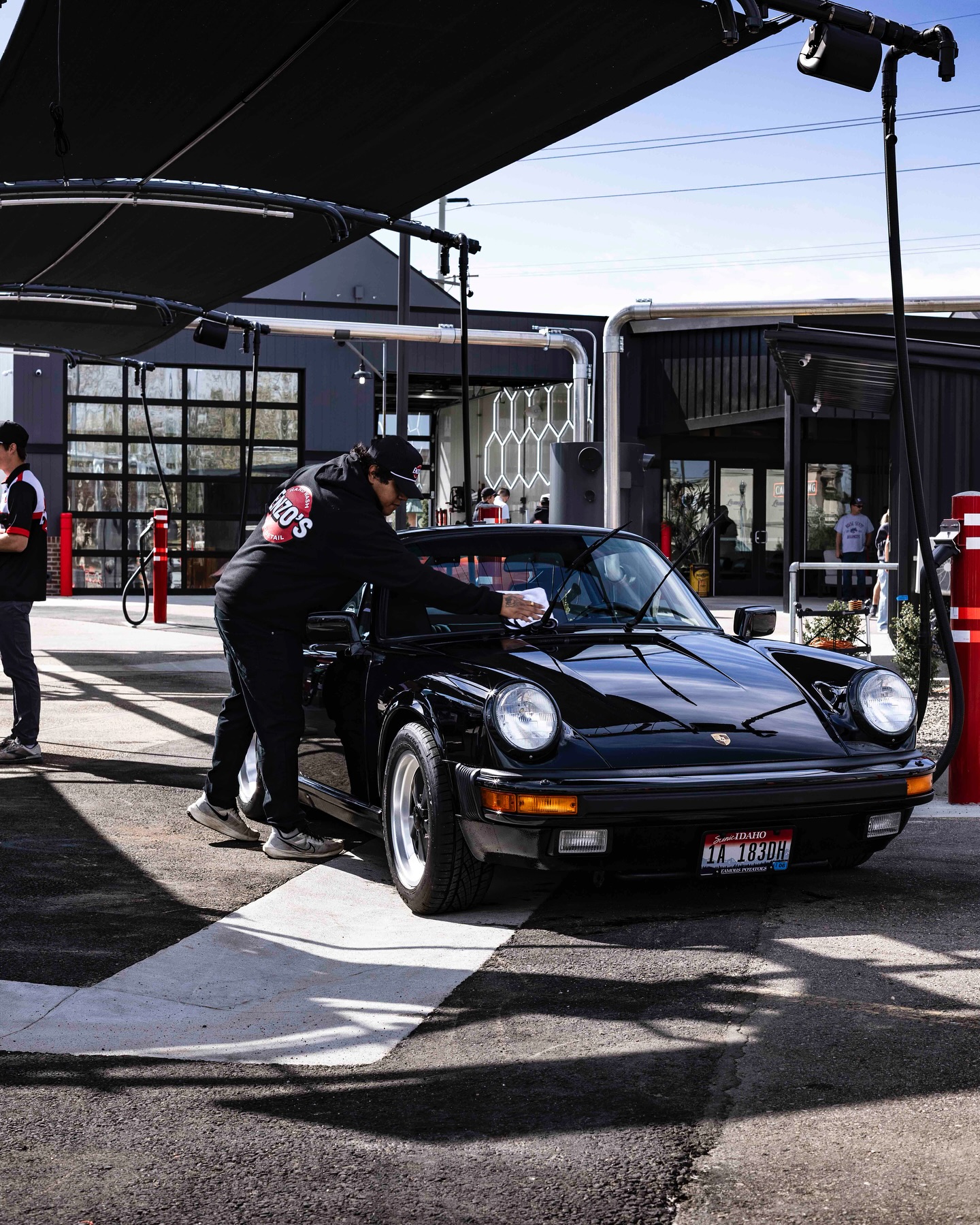 Enzo's Handwash & Detail