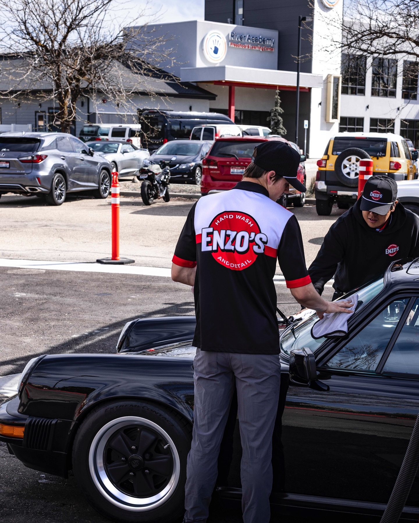 Enzo's Handwash & Detail