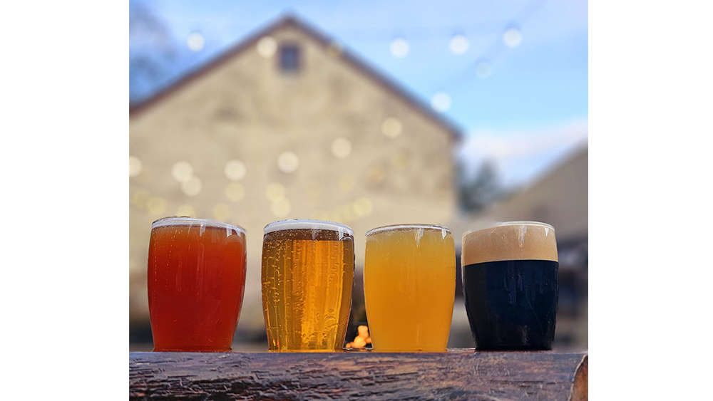 The Carriage House Restaurant & Pub