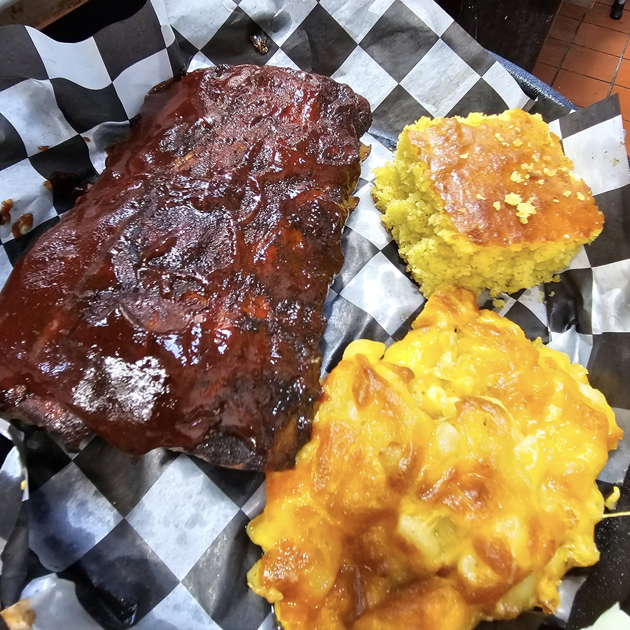 Melvin's At Riverside