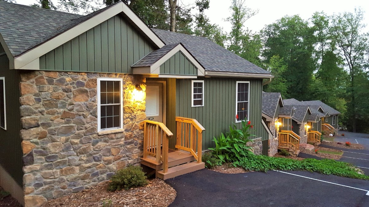 Refreshing Mountain Retreat & Adventure Center
