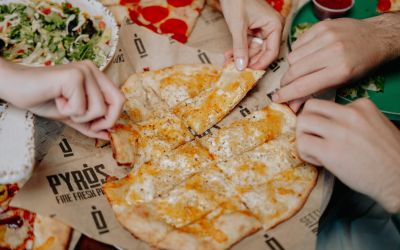 PYRO'S FIRE FRESH PIZZA