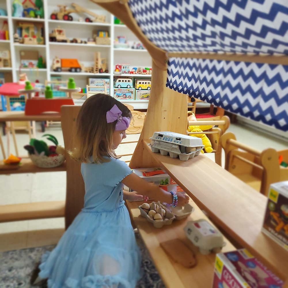 Nova Natural Toys & Crafts