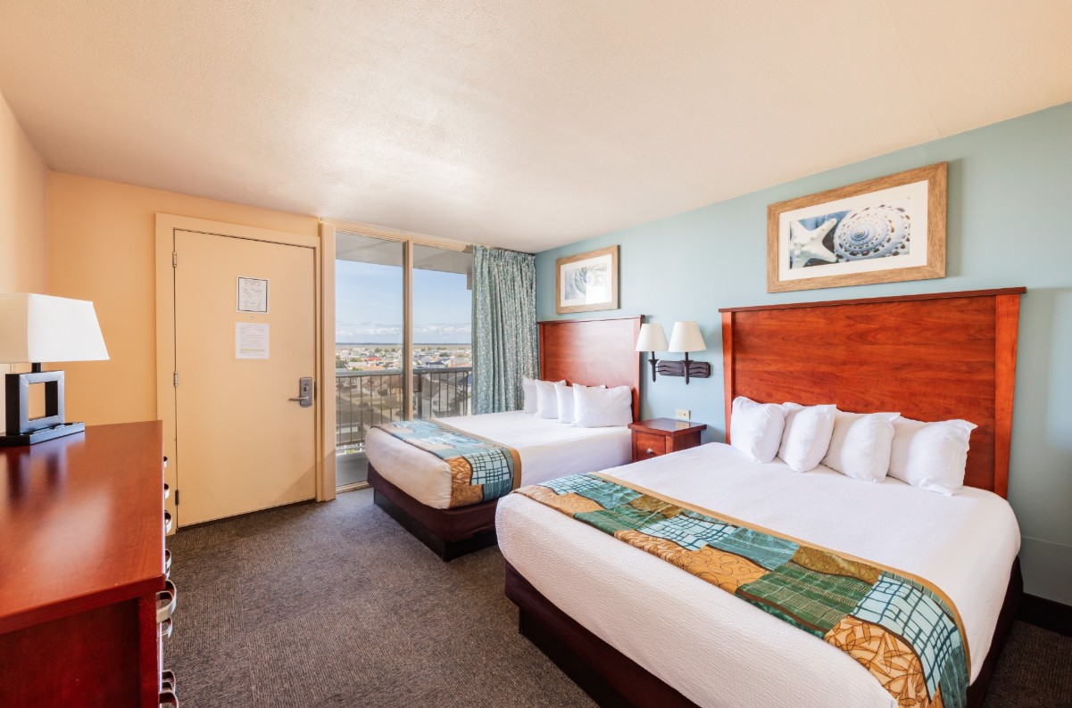 Reges Oceanfront Resort 4-Night Stay June 1- 4, 2026