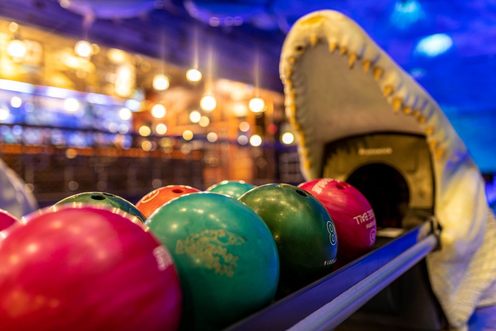 Uncle Buck's Fish Bowl and Grill 