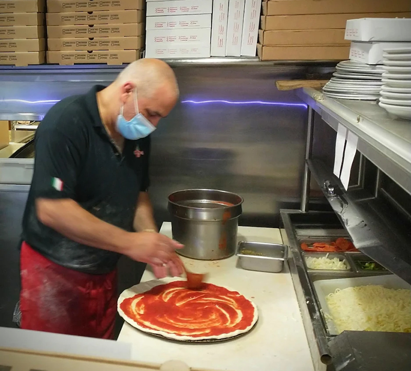 Martellucci's Pizzeria 