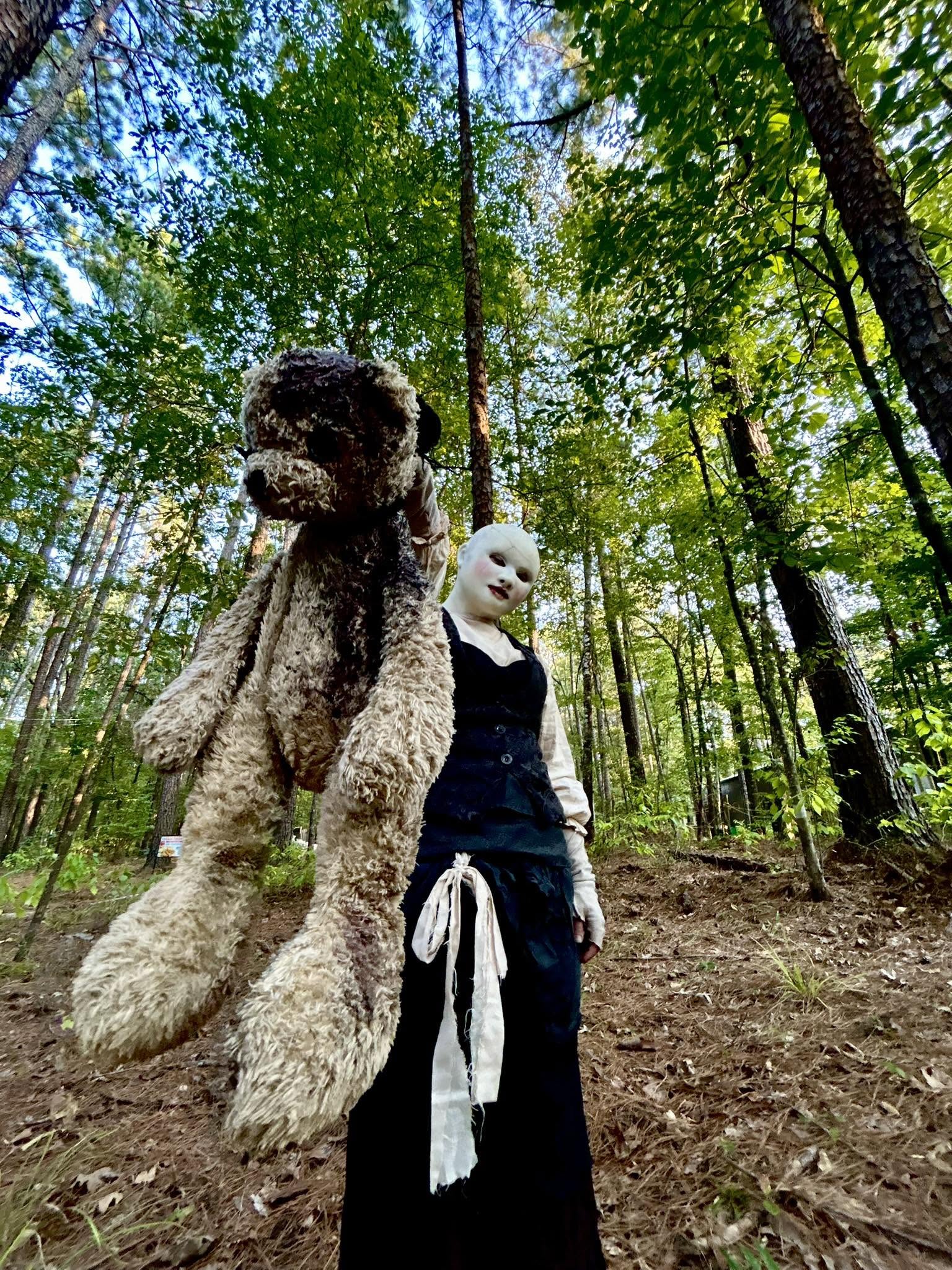 Dark Woods Haunted Attraction